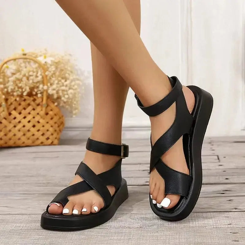 Aria - Sandalia Cruzada Negra