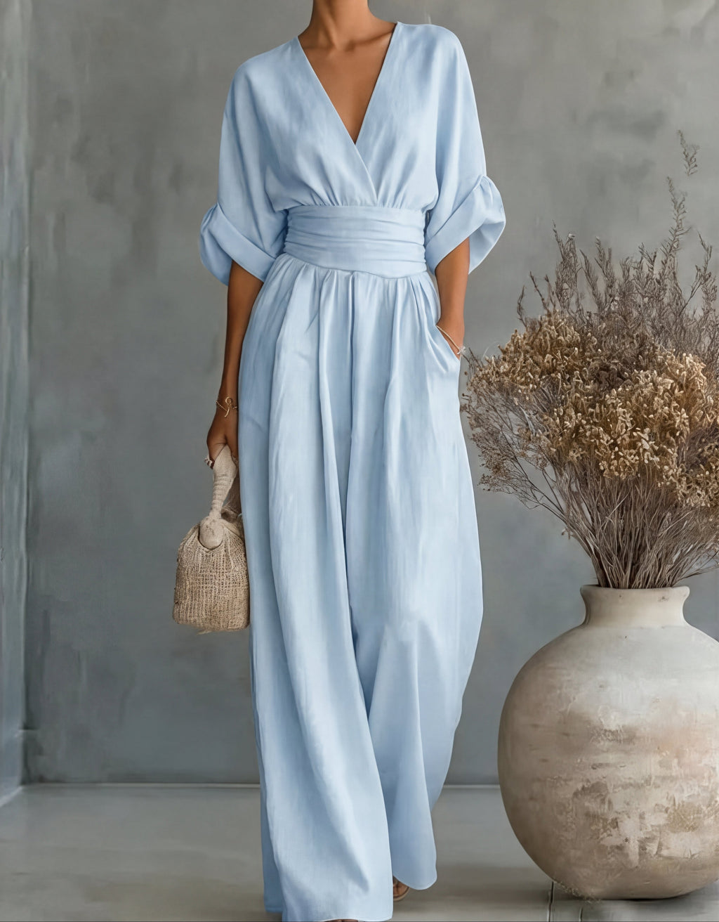 Daniela – Mono Elegante Cuello V con Pantalón Palazzo