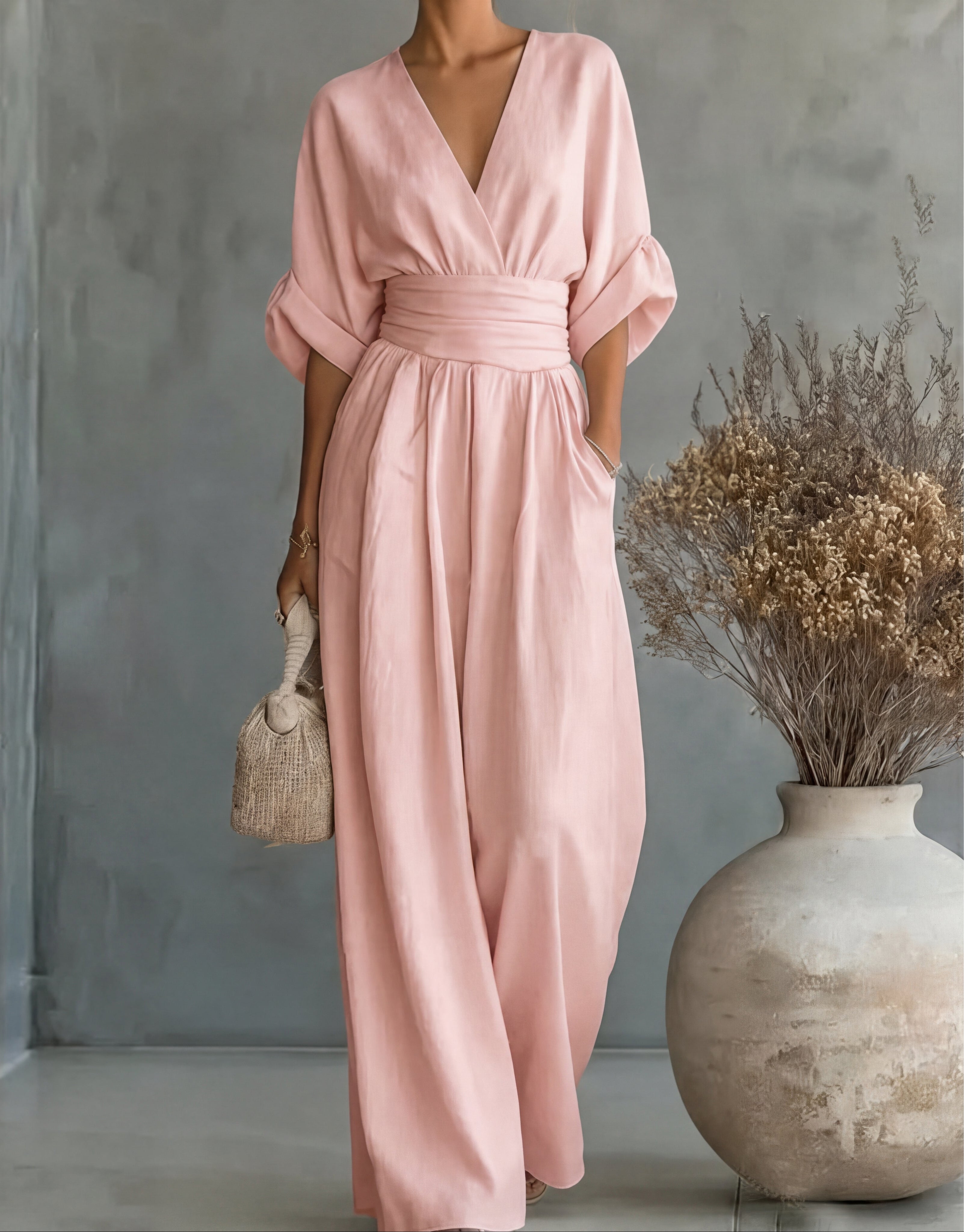 Daniela – Mono Elegante Cuello V con Pantalón Palazzo